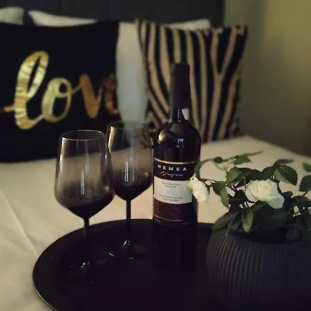 Apartamento Golden Rose Cavala