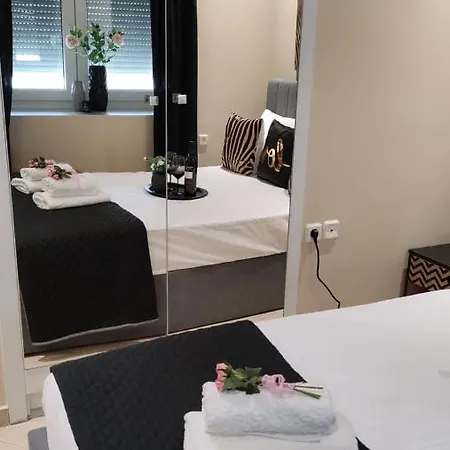 Golden Rose Апартаменты *