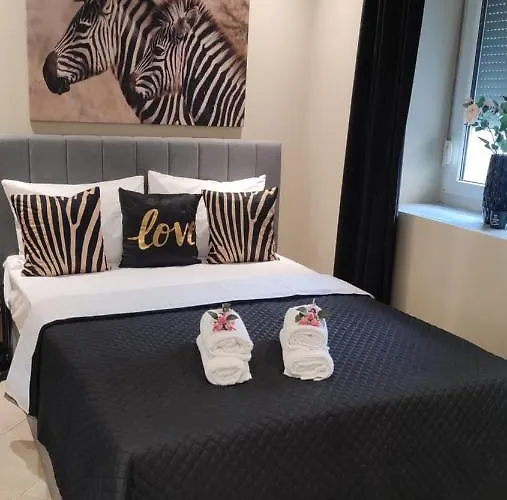 Golden Rose Apartament *